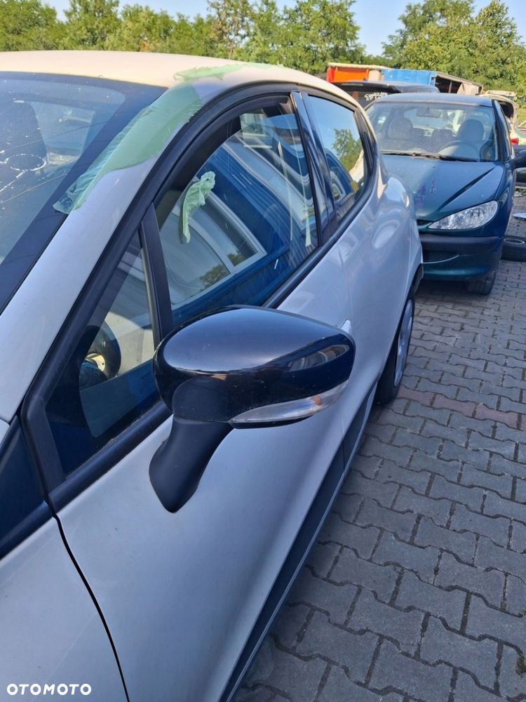 RENAULT CLIO IV HB 2013 1.2 lusterko lewe - 2