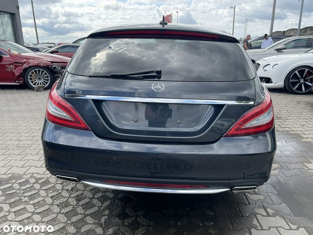 Mercedes-Benz CLS 350 d 4Matic 9G-TRONIC - 4