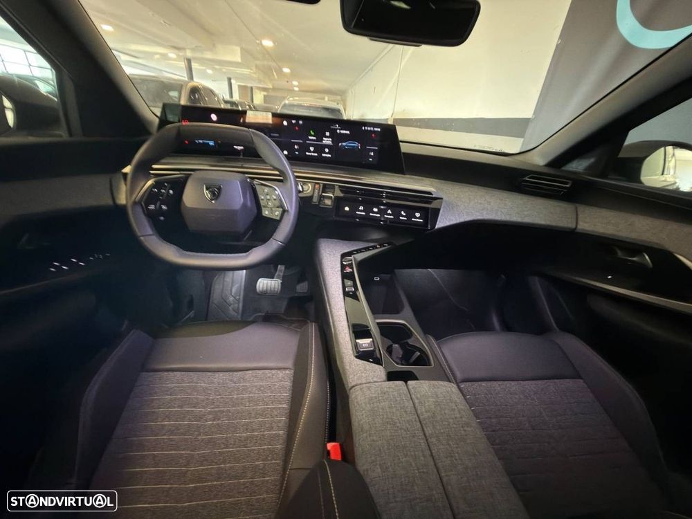 Peugeot E-3008 73 kWh Allure - 12