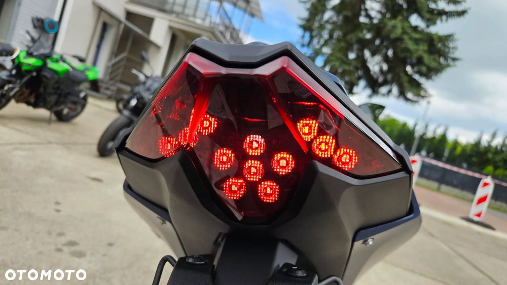 Kawasaki Ninja 500 - 6