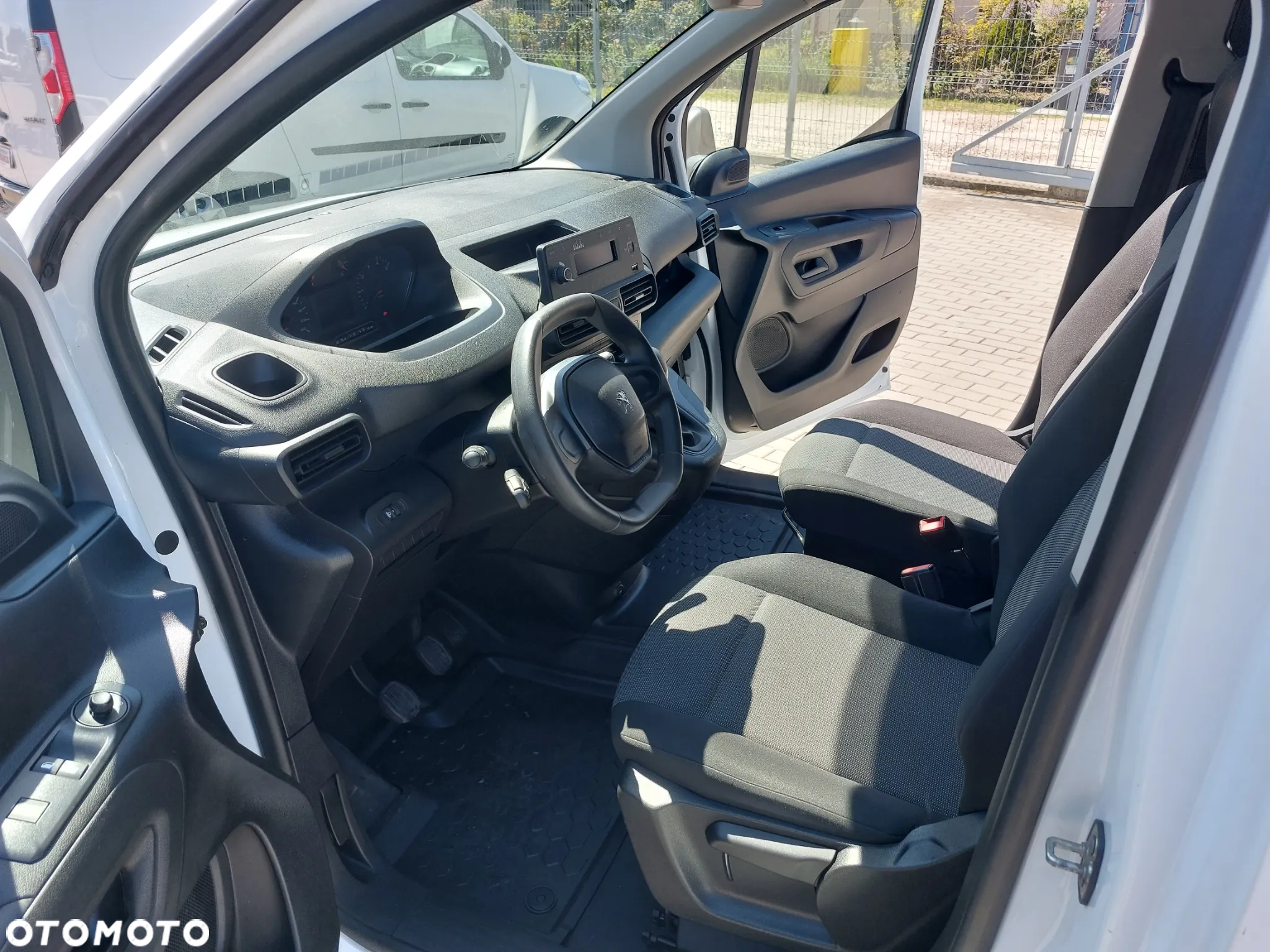 Peugeot Partner - 11