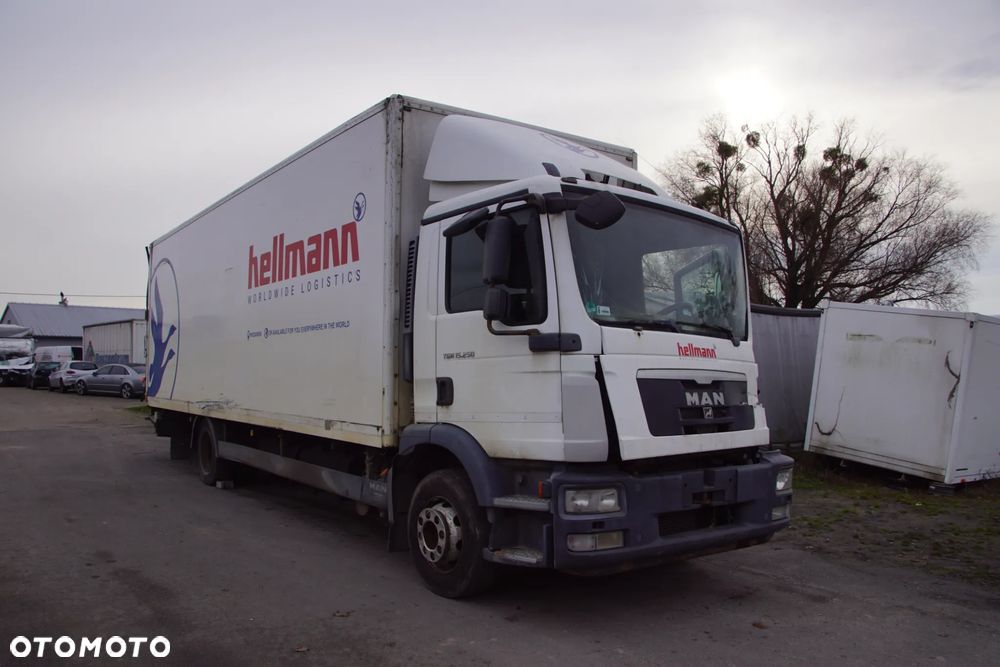Auto na części - MAN TGM 15.250 6.9 250 KM D0836 LFL60 ZF 12AS1210TO 2009R Silnik Skrzynia Drzwi Zderzak Lusterko Lampa Osłona Owiewka Winda Deska Kokpit Sterownik Moduł Czujnik Licznik Kierownica Panel - 1
