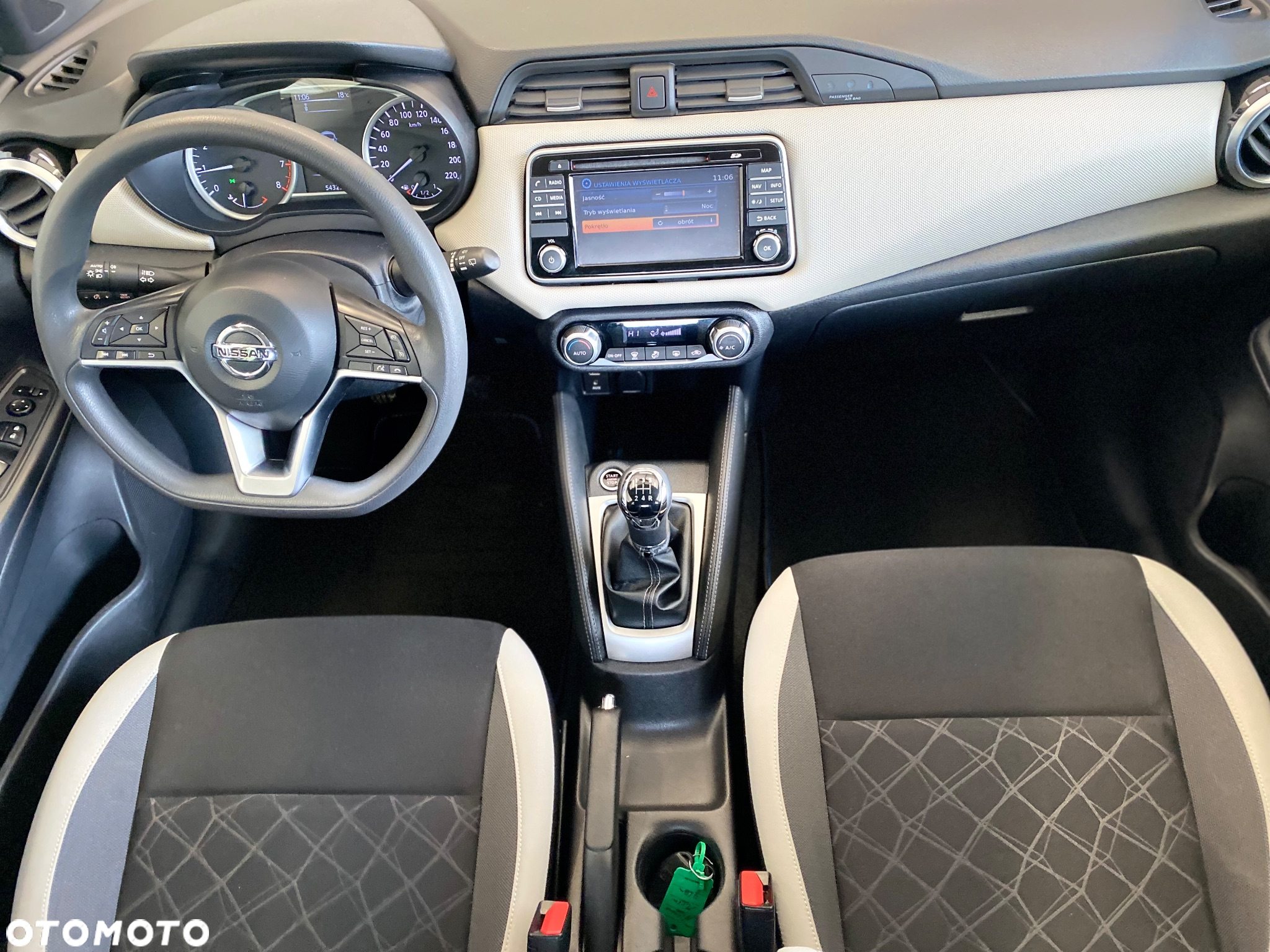 Nissan Micra 0.9 IG-T N-Way - 8