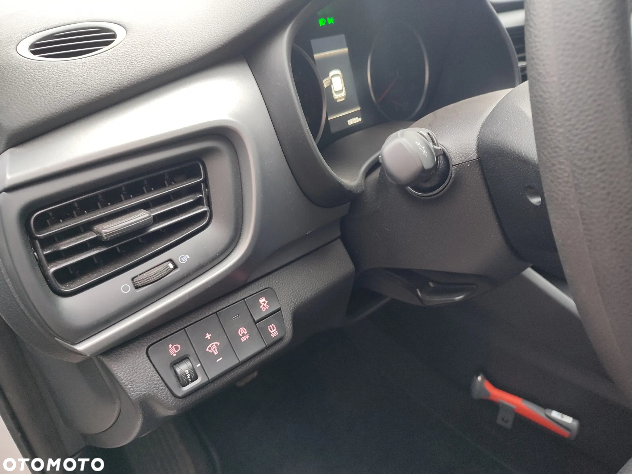 Kia Stonic - 19