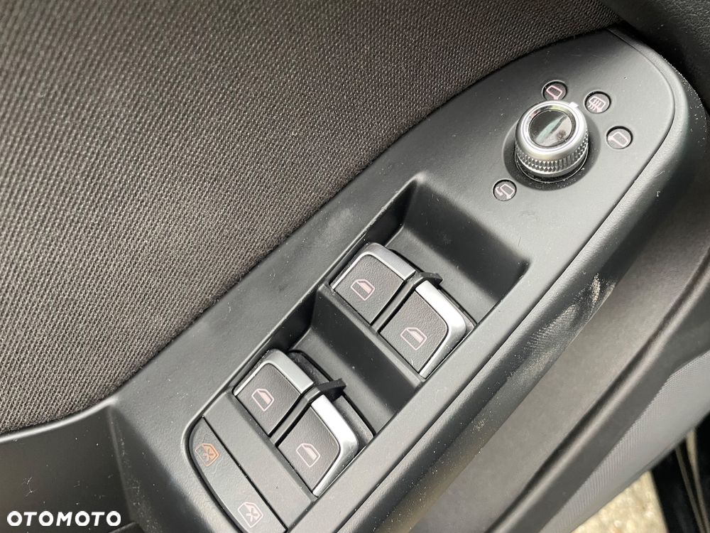 Audi A4 Avant 2.0 TDI DPF Attraction - 12