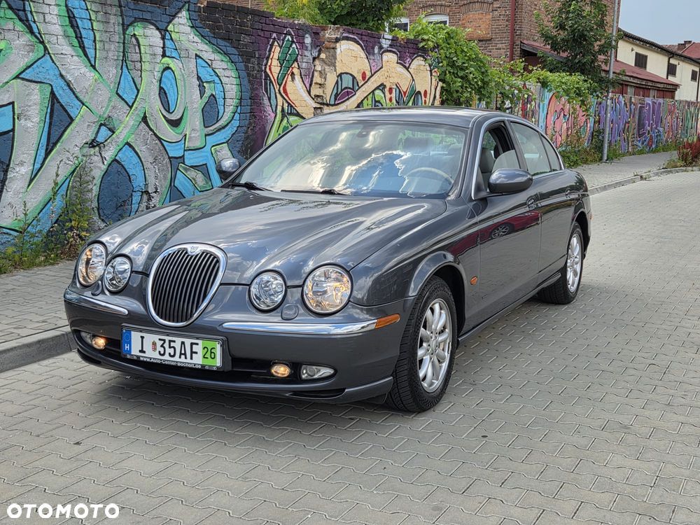 Jaguar S-Type - 1