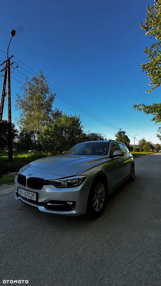 BMW Seria 3 318d DPF Edition Lifestyle - 15