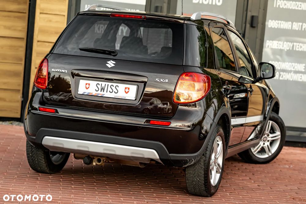 Suzuki SX4 Classic 1.6 VVT 4x4 Comfort - 14