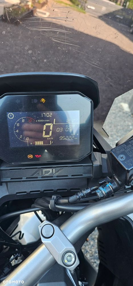 Honda ADV350 - 9