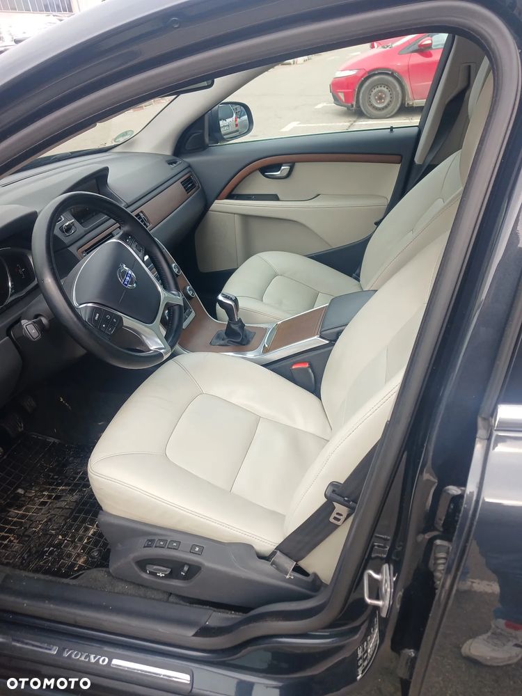 Volvo V70 D3 Kinetic - 24