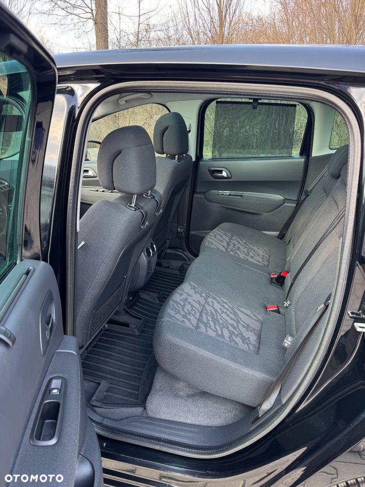 Peugeot 3008 2.0 HDi Allure - 15