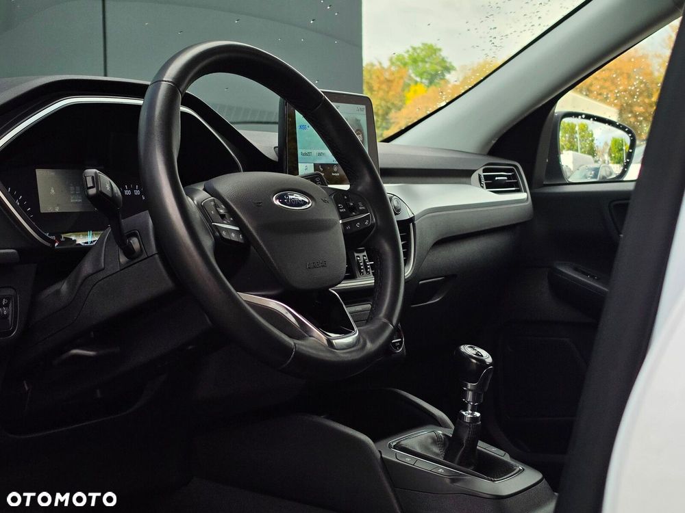 Ford Kuga - 28