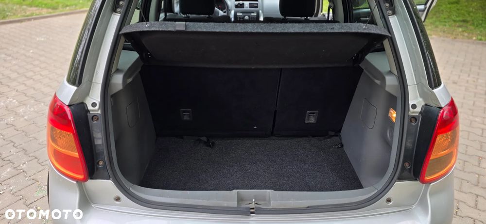 Suzuki SX4 1.6 GS/Premium - 13