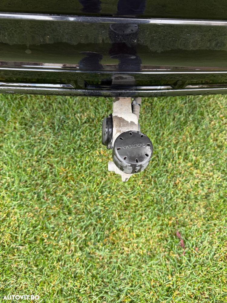 Volvo XC 60 D4 R-Design - 6