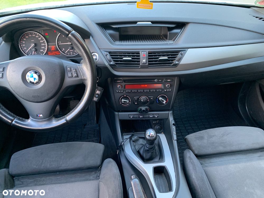 BMW X1 sDrive18d Sport Line - 7