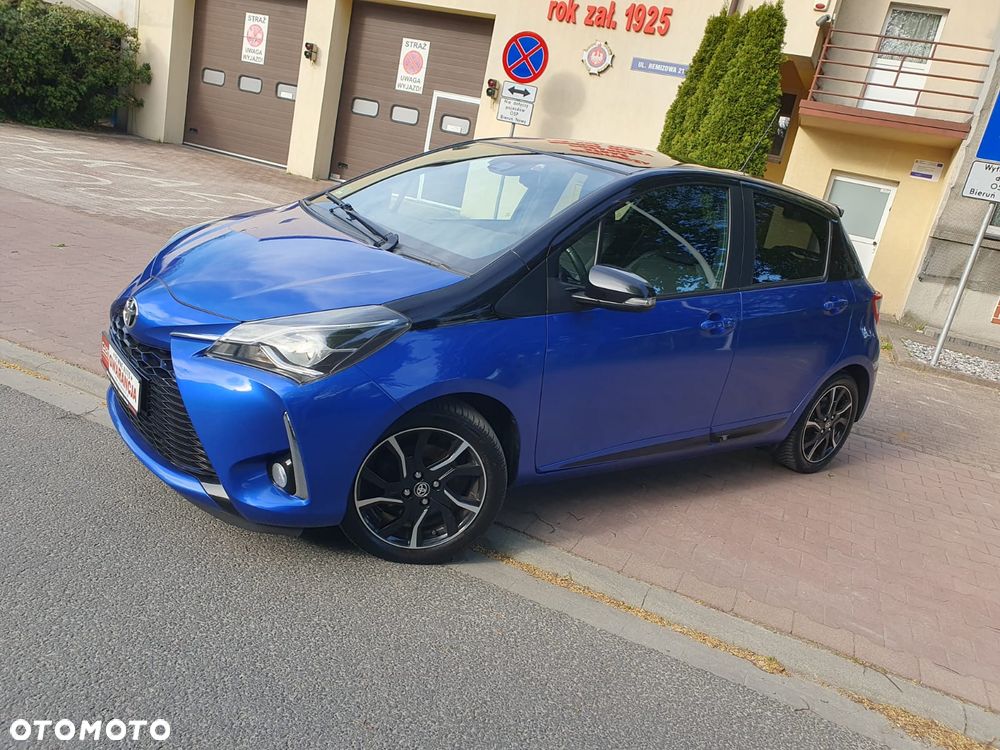 Toyota Yaris 1.5 Premium - 25
