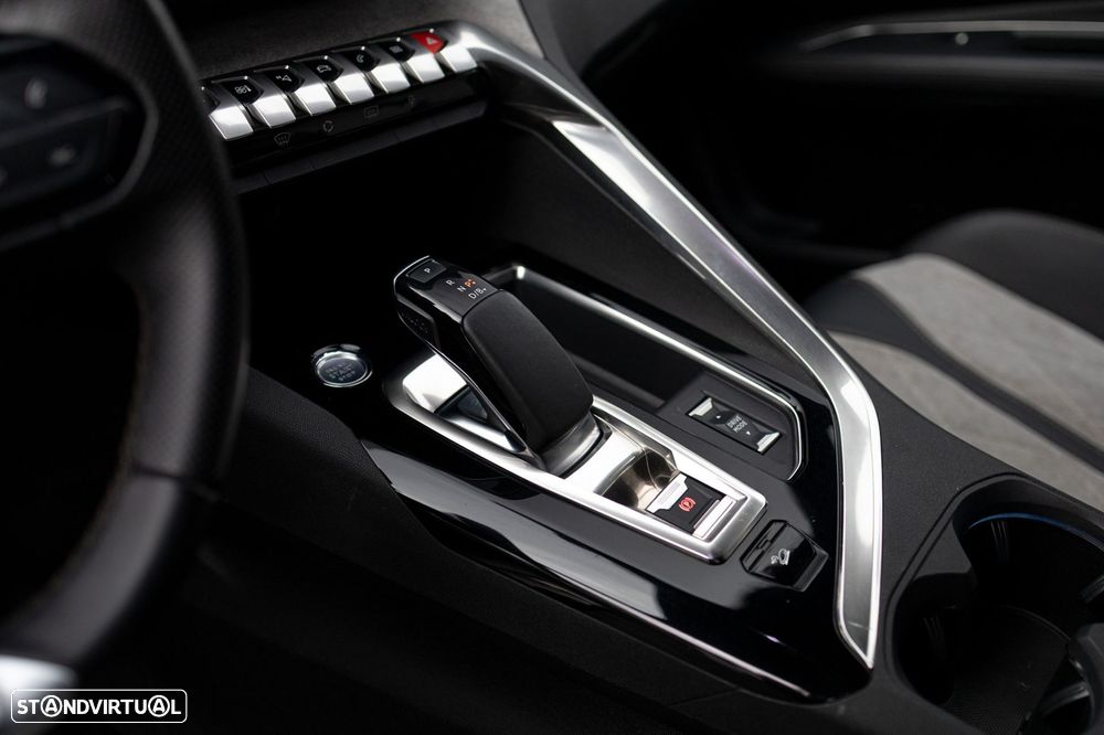 Peugeot 3008 1.6 Hybrid4 GT Pack e-EAT8 - 14