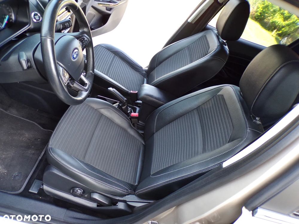 Ford EcoSport 1.0 EcoBoost TITANIUM - 23
