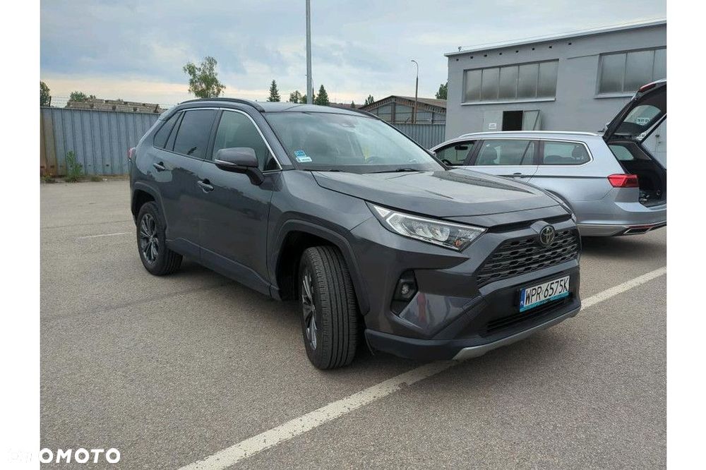 Toyota RAV4 - 4