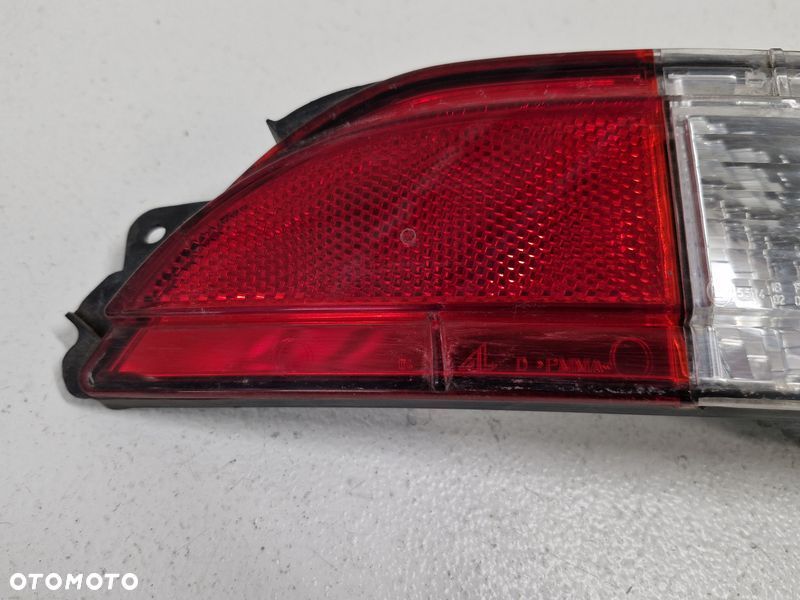 ALFA ROMEO MITO LAMPA COFANIA ŚWIATŁO W ZDERZAK HALOGEN PRAWY TYŁ 00517180110 - 3