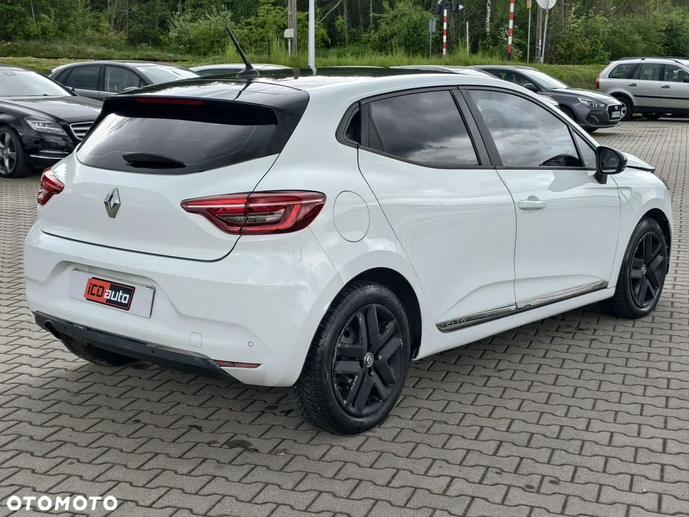 Renault Clio - 7