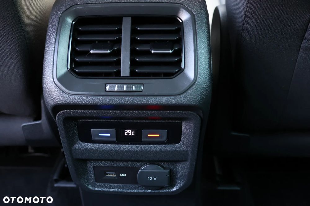 Volkswagen Tiguan 2.0 TDI SCR DSG R-Line - 18