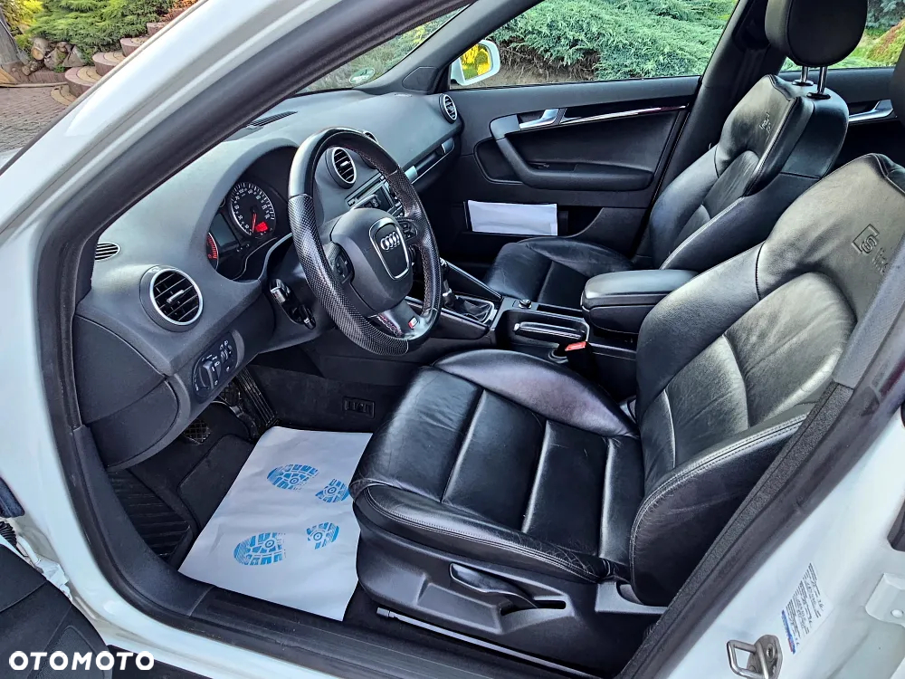 Audi A3 Sportback - 15