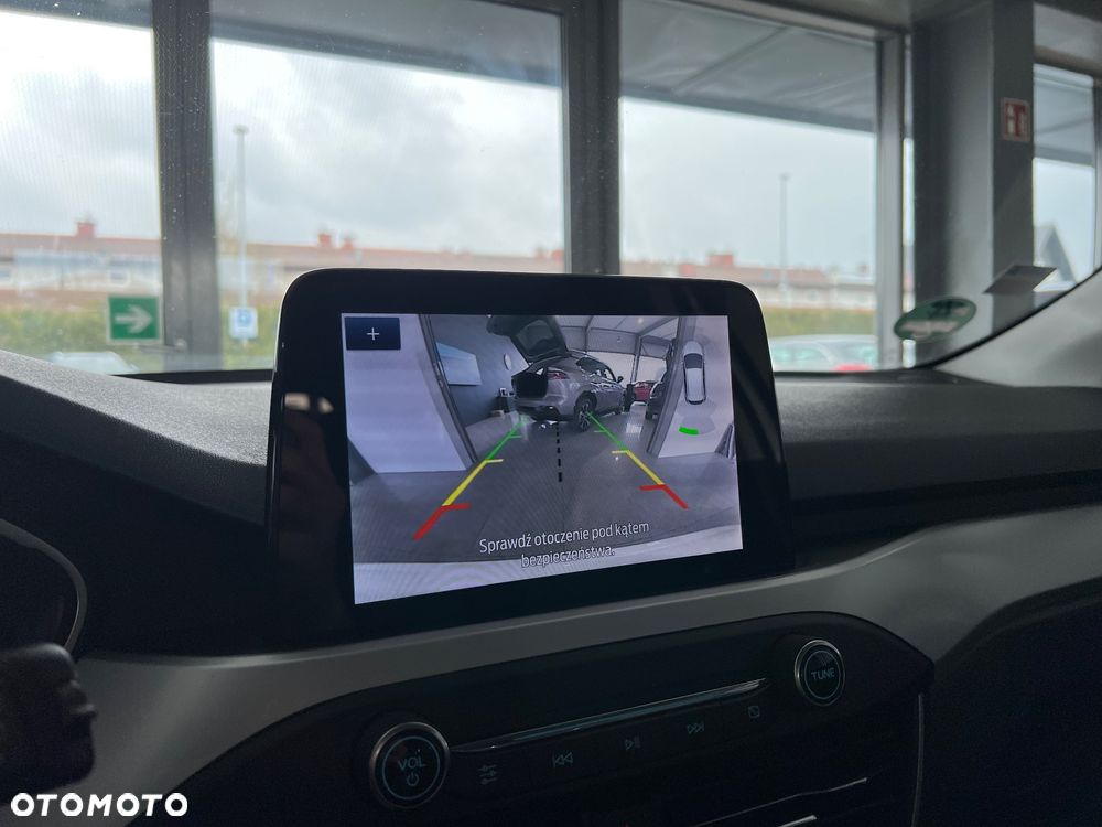 Ford Focus 1.0 EcoBoost Connected - 29