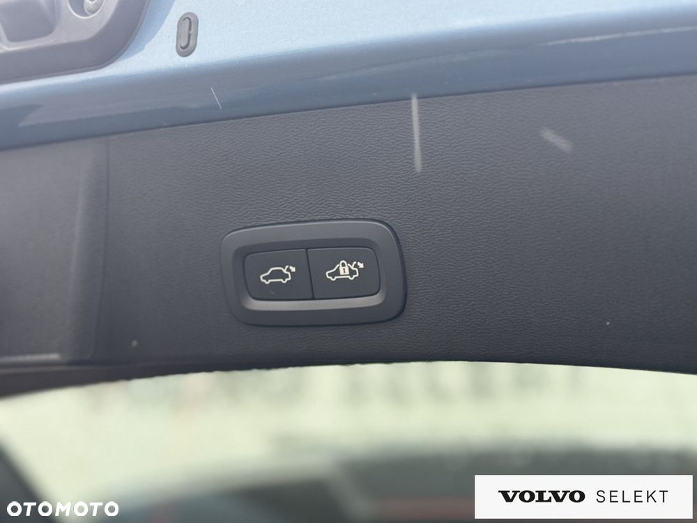 Volvo XC 40 - 29