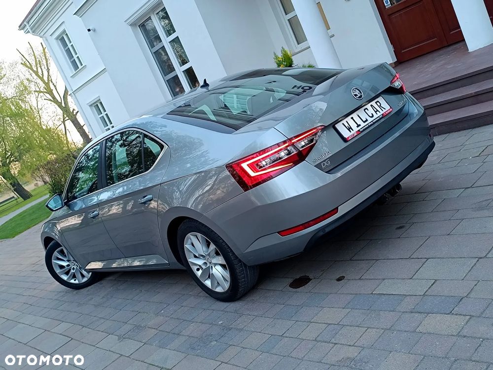 Skoda Superb 1.4 TSI ACT DSG Ambition - 4