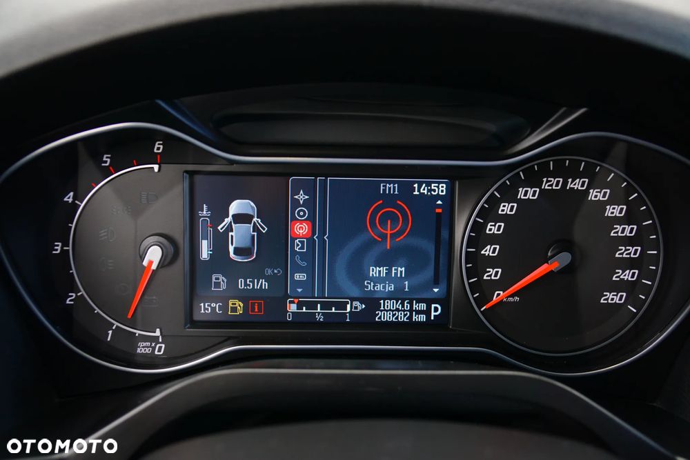 Ford S-Max 2.0 TDCi DPF Titanium MPS6 - 37