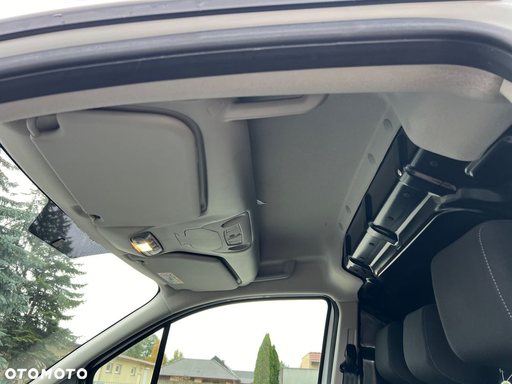 Ford Transit Connect - 17