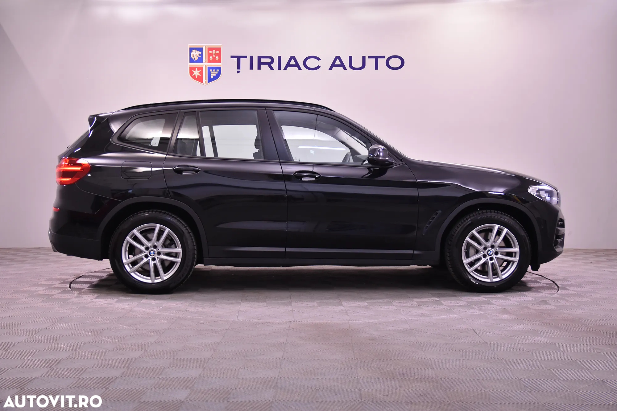 BMW X3 xDrive30i AT - 6