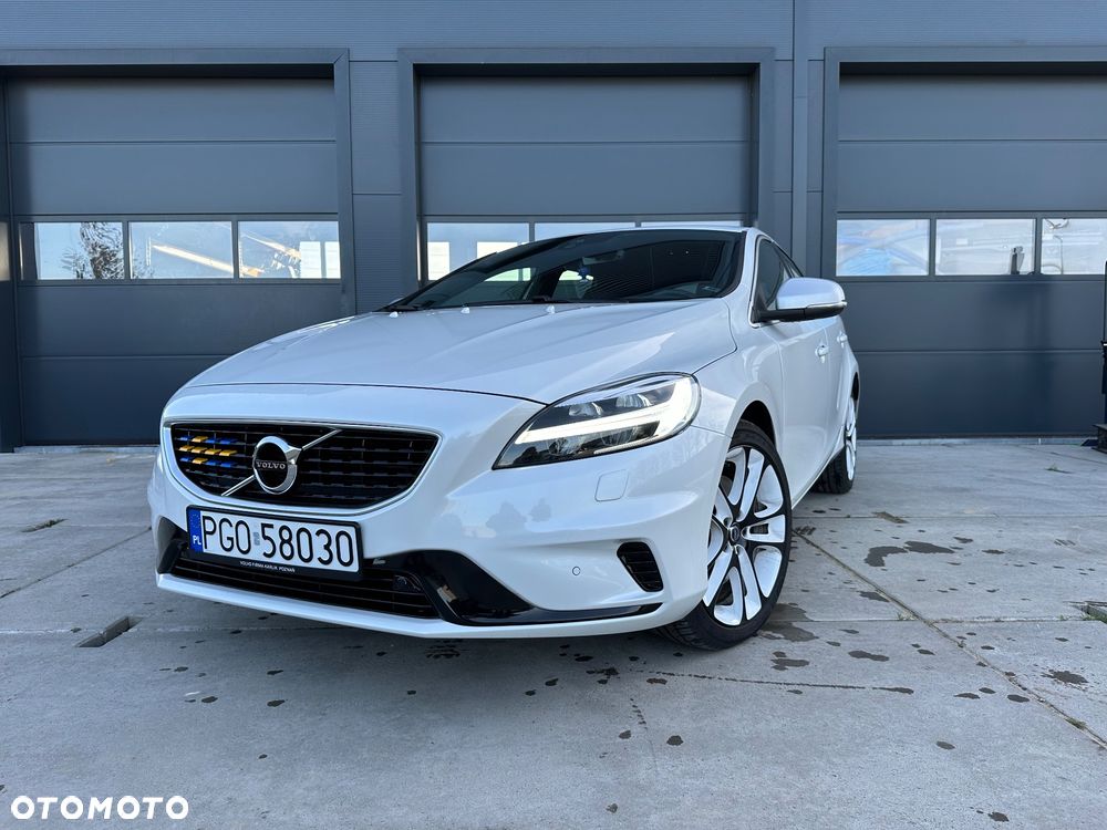 Volvo V40 D3 RDesign - 1