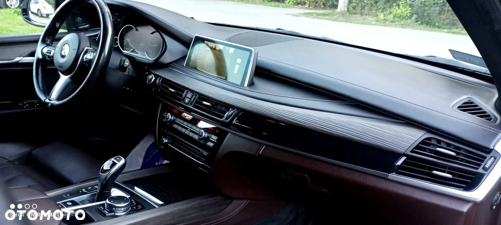 BMW X5 xDrive30d - 14