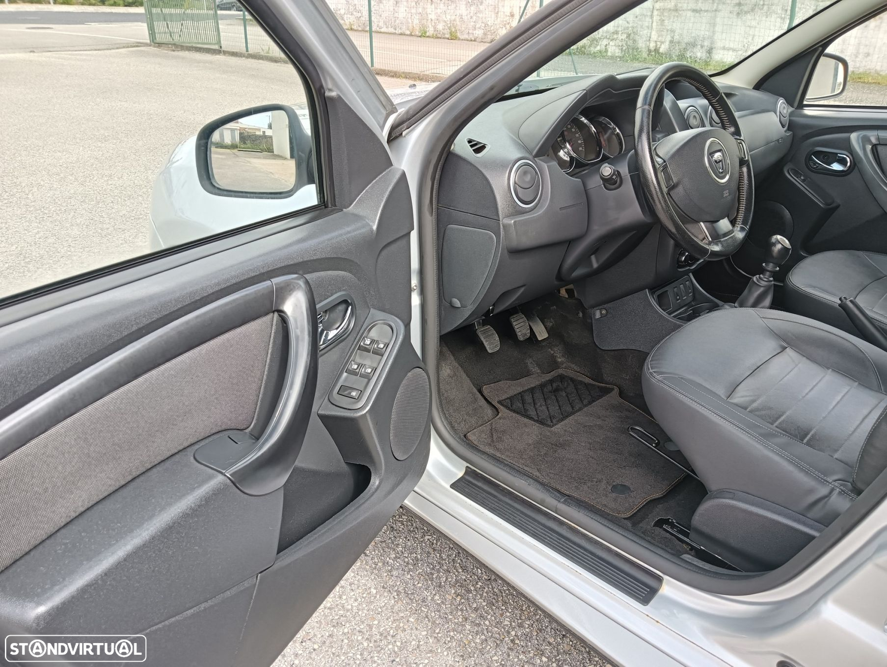 Dacia Duster 1.5 dCi Prestige - 7