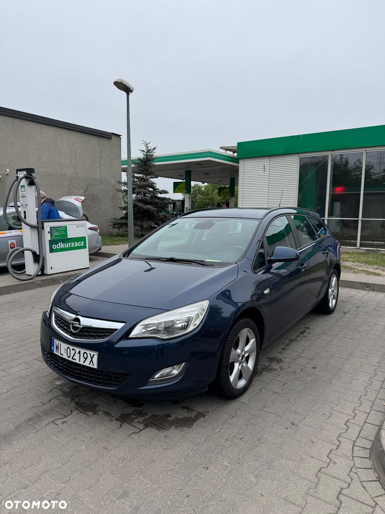Opel Astra 1.6 Sport - 1
