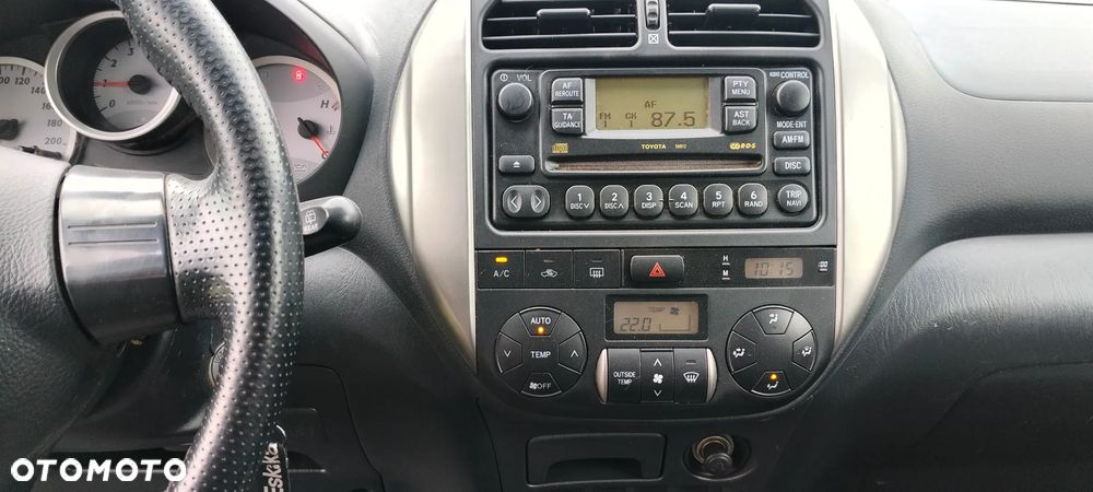 Toyota RAV4 2.0 D-4D 4x4 - 10