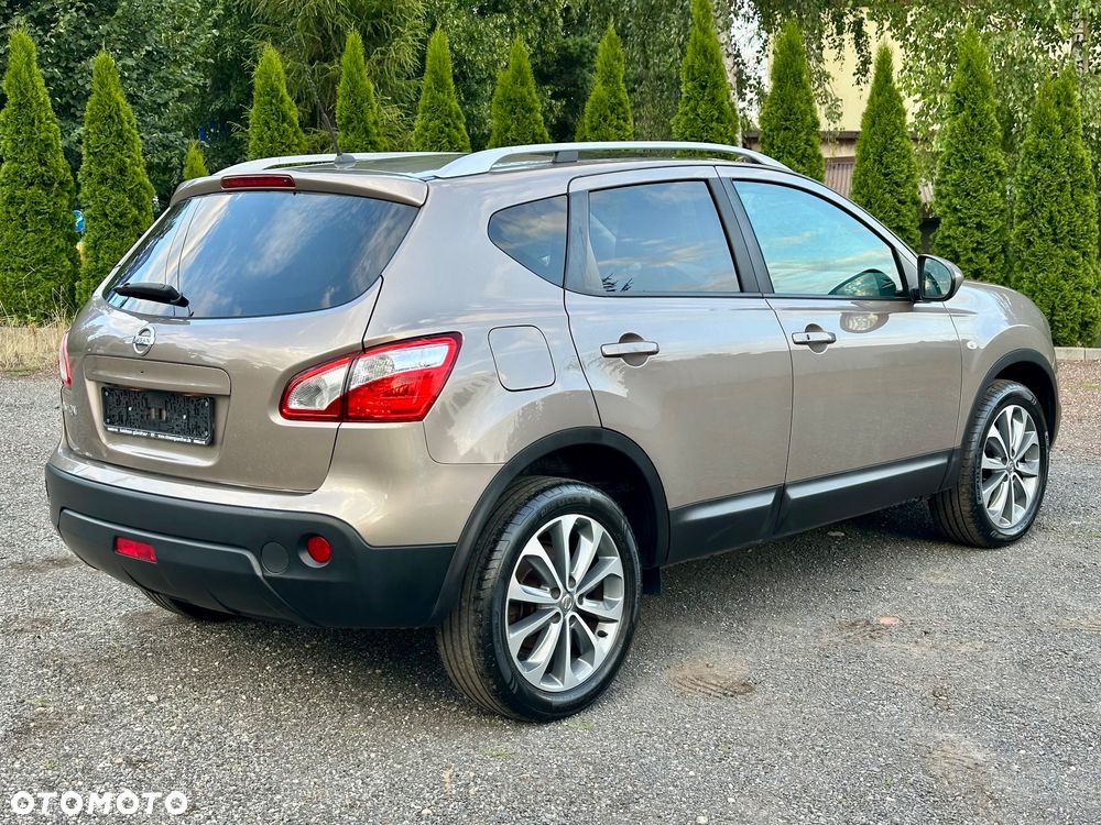 Nissan Qashqai 2.0 tekna - 8