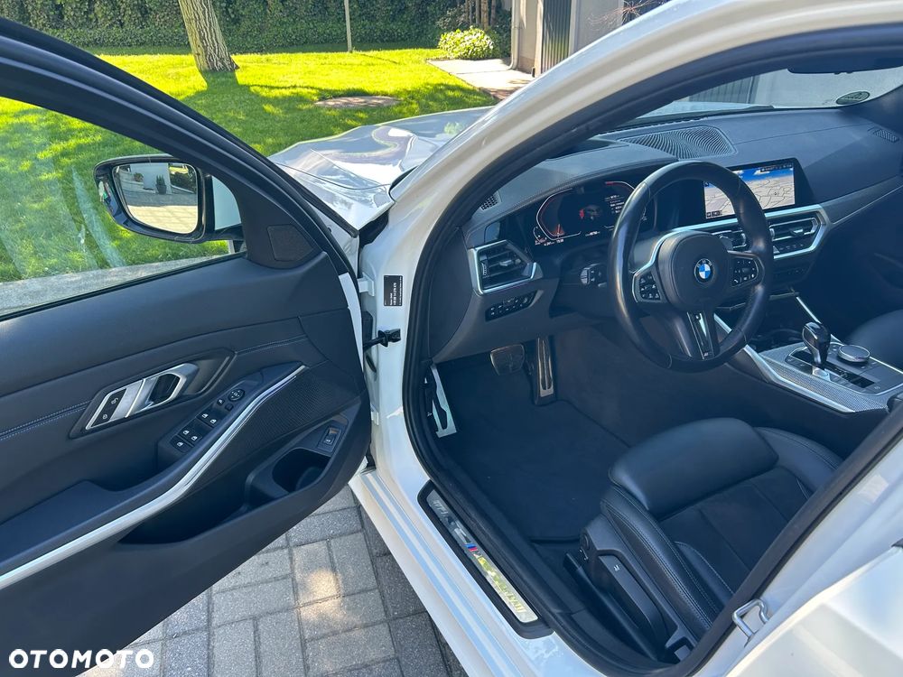 BMW Seria 3 320d M Sport Shadow - 8