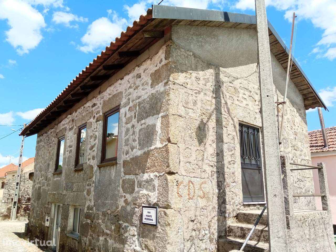 Casa a venda - Grande imagem: 2/9