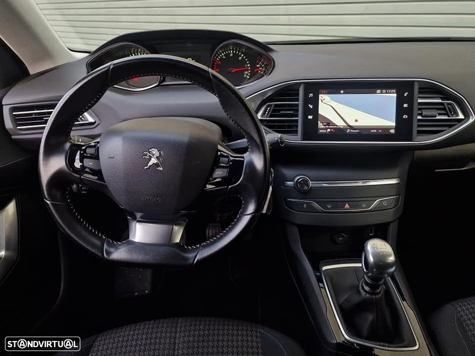 Peugeot 308 SW - 8