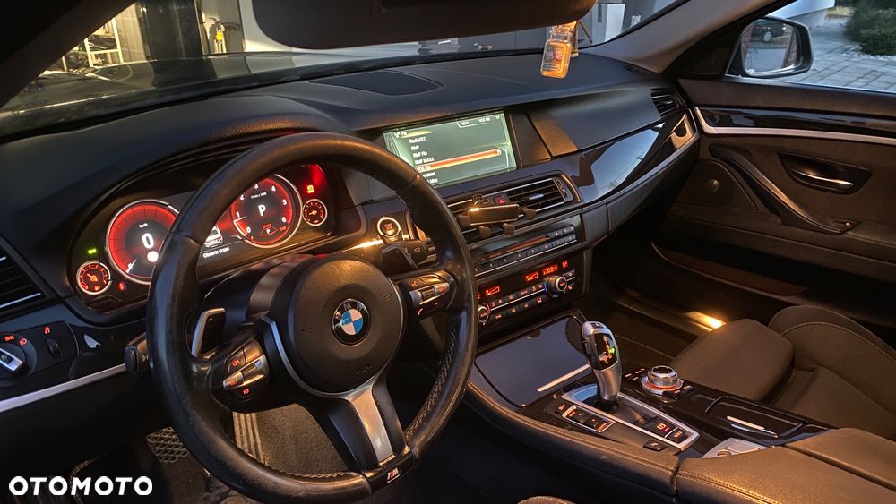 BMW Seria 5 520d Sport-Aut - 7