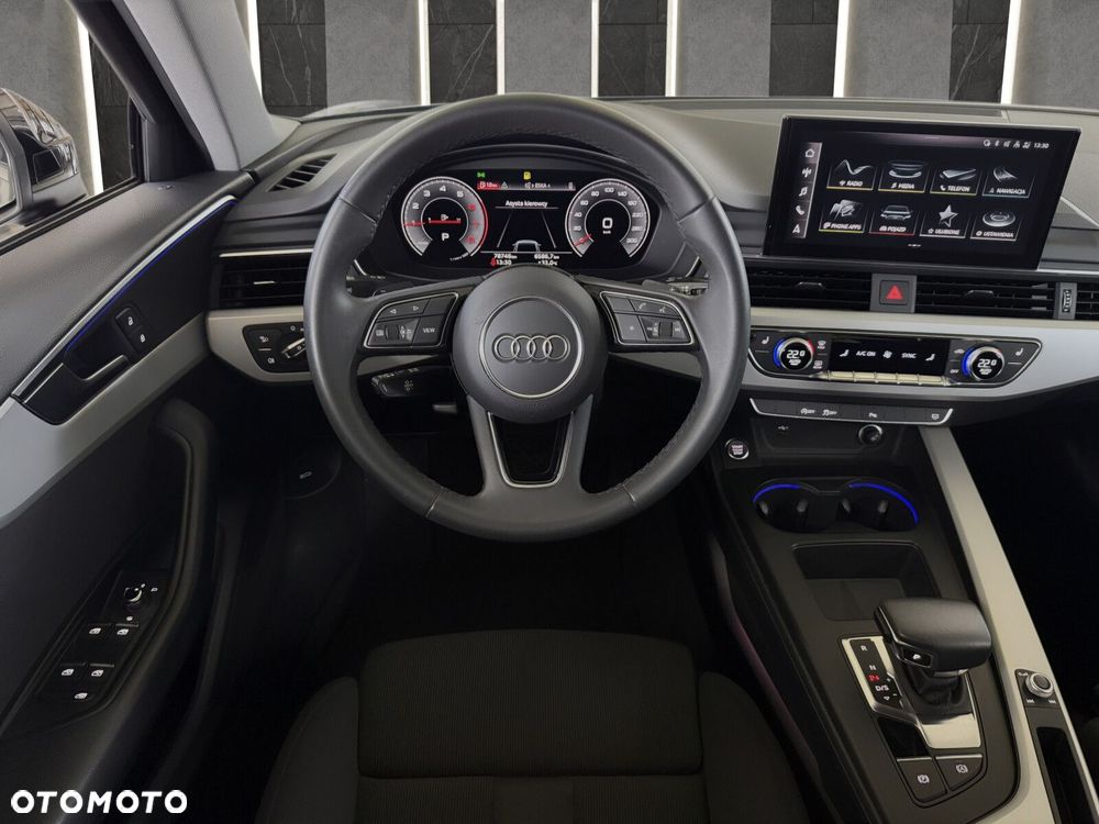 Audi A4 Limousine - 13