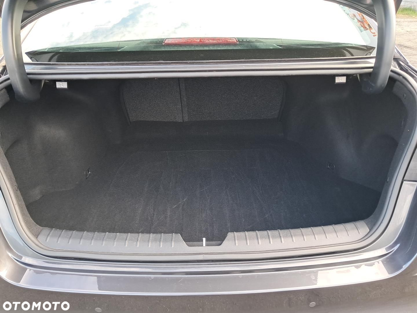 Kia Optima 1.6 T-GDI L DCT - 13