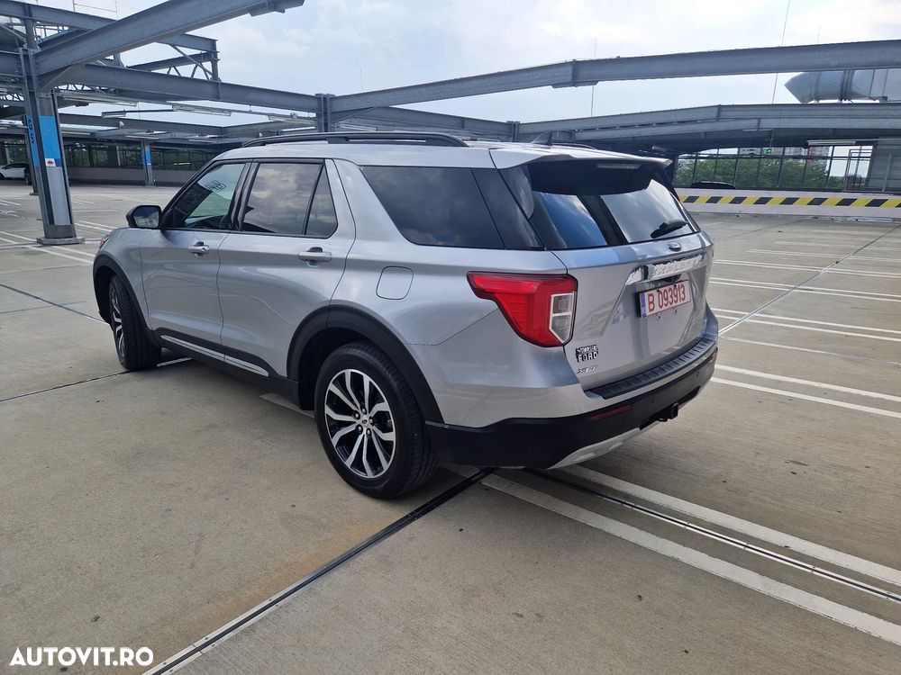 Ford Explorer - 4