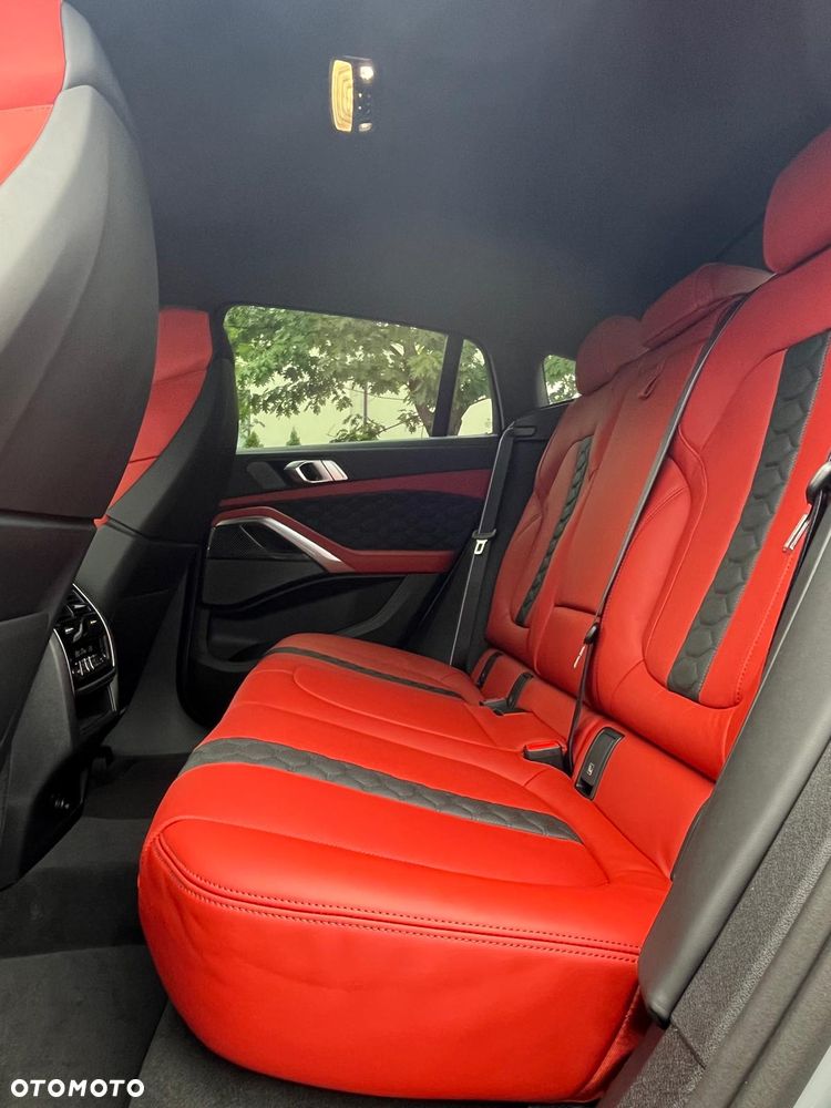 BMW X6M - 26