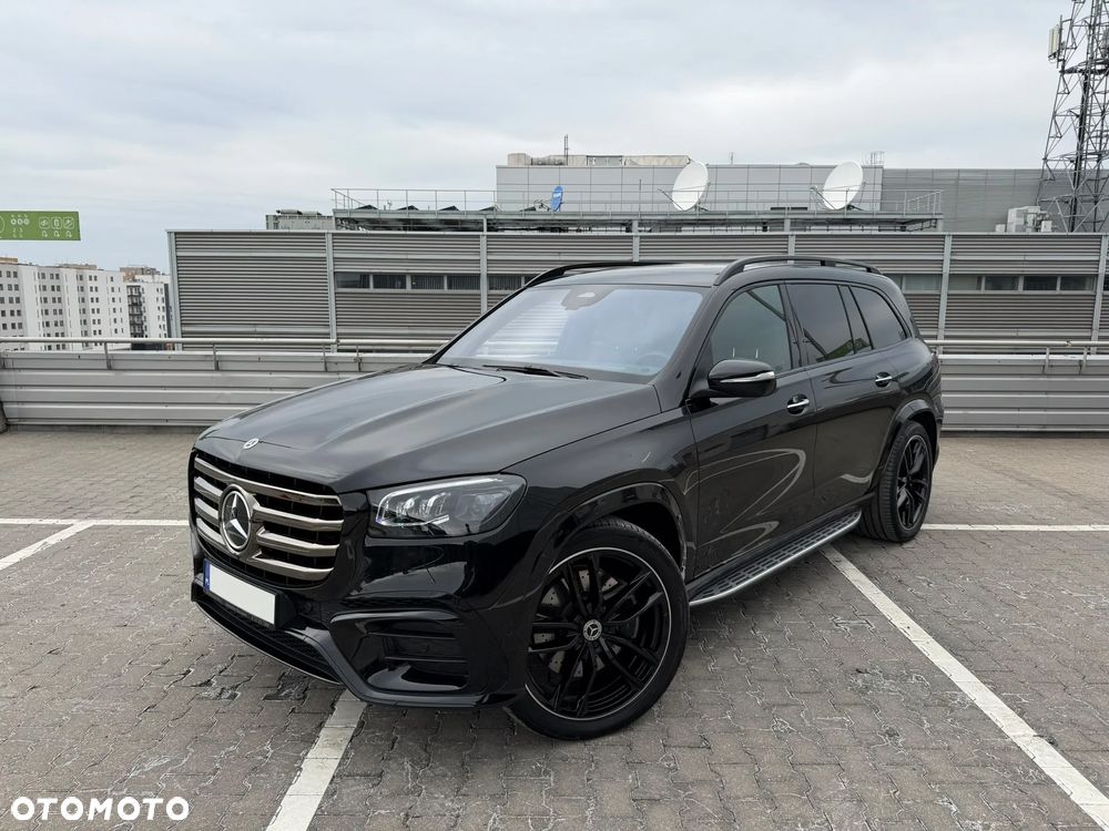 Mercedes-Benz GLS - 1