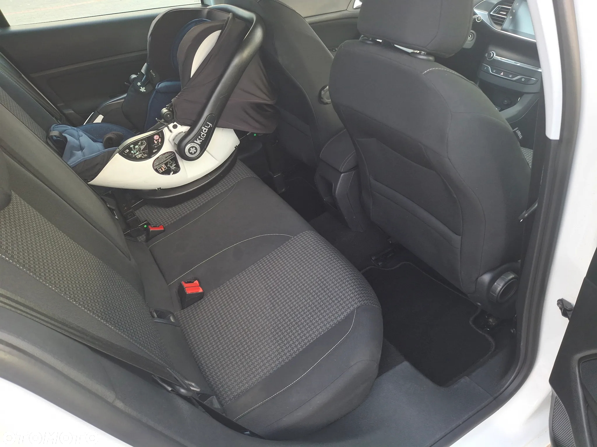 Peugeot 308 - 9