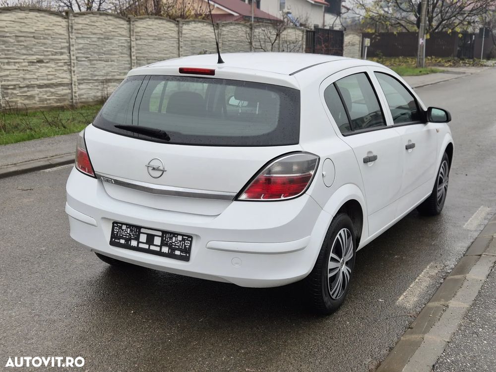 Opel Astra - 4